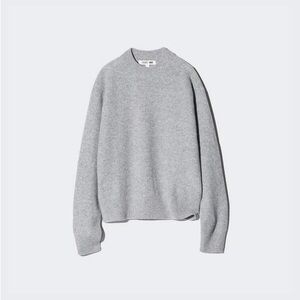 Uniqlo Lambswool Crew Neck Jumper